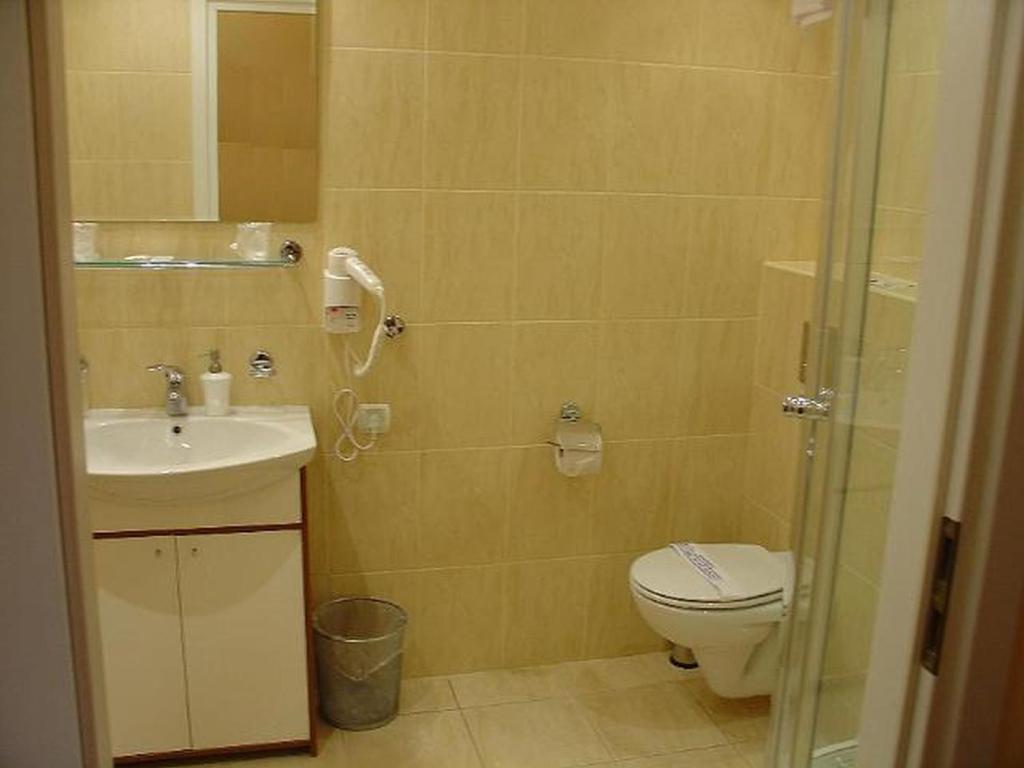 Hotel Rezydencja Parkowa Warschau Zimmer foto